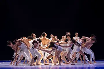 Béjart Ballet Lausanne – „Ballet for Life“ Tänzer auf der Bühne