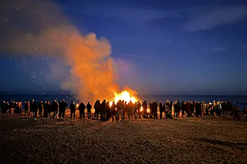 Weihnachtszauber an der Ostsee – Winterevents im OstseeFerienLand - Strandfeuer